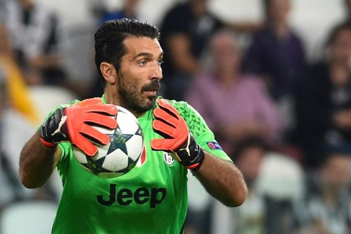 Gianluigi Buffon is expected to remain with Italy at least until the World Cup