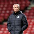 Leicester City's Italian manager Claudio Ranieri oversees a training session at the Parken stadium in Copenhagen, on November 1, 2016