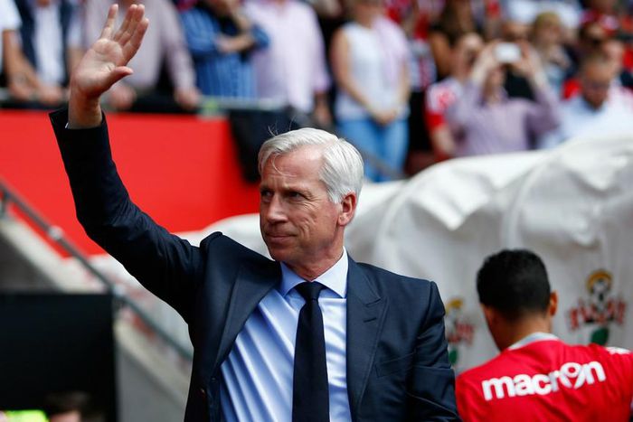 ___5054994___https:______static.pulse.com.gh___webservice___escenic___binary___5054994___2016___5___19___20___pardew-cropped_hjjtt20eflm51r7snljx7dxty