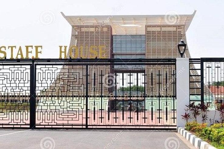 ___6132441___https:______static.pulse.com.gh___webservice___escenic___binary___6132441___2017___1___29___1___flagstaff-house-presidential-palace-ghana-accra-february-commonly-known-as-accra-which-serves-as-48572412