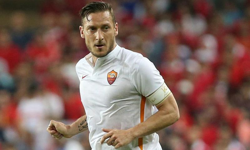 ___5128574___https:______static.pulse.com.gh___webservice___escenic___binary___5128574___2016___10___8___16___francescototti-cropped_3fyjn578t3zp1tncok3d0q1jq_2