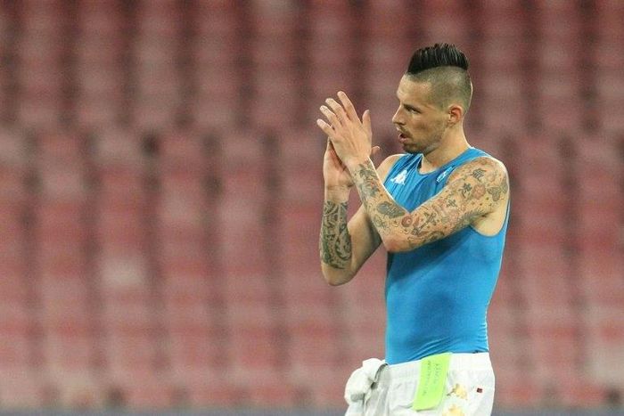 Marek Hamsik wants his Napoli teammates to cap their stuttering Champions League campaign with a win at Benfica