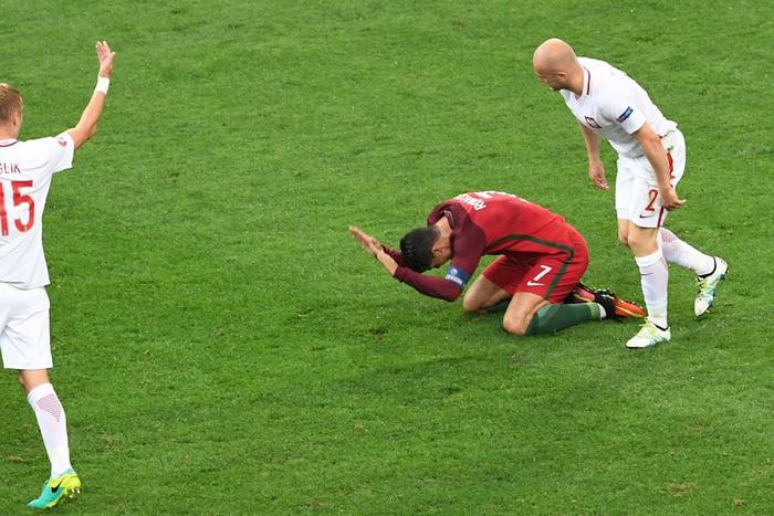 ___5214545___https:______static.pulse.com.gh___webservice___escenic___binary___5214545___2016___7___1___9___cristianoronaldo-cropped_kw4kq8dbhhwz1qchsbivx2ioe_2