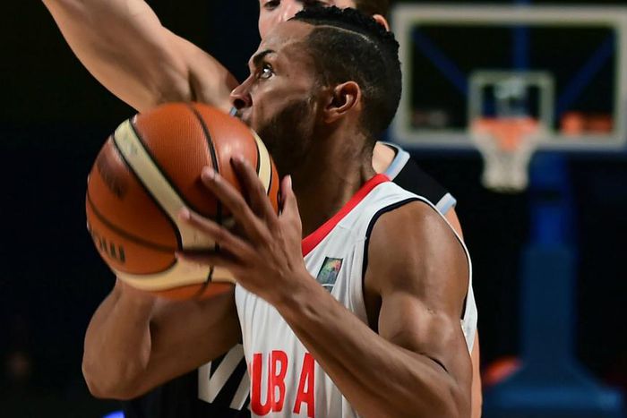 ___5168704___https:______static.pulse.com.gh___webservice___escenic___binary___5168704___2016___6___20___10___osmaloliva-cropped_15ui8myhtn7suzkqpk9pnx0j3_2