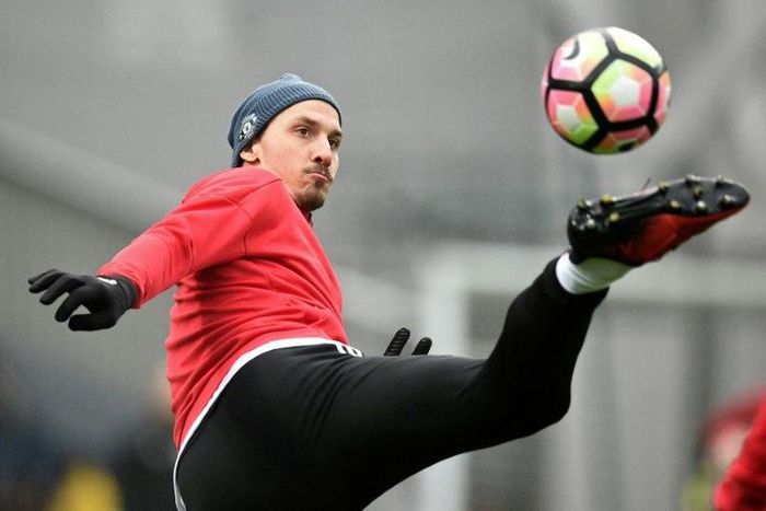 Manchester United's Swedish striker Zlatan Ibrahimovic trains ahead of the English FA Cup match against between Blackburn Rovers at Ewood Park in Blackburn on February 19, 2017
