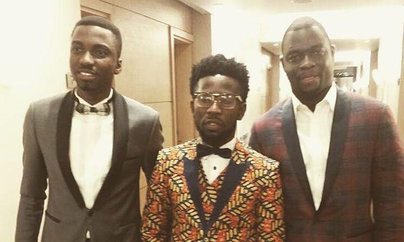 Bisa Kdei and his new manager, Jay Foley pose for photos before the main event