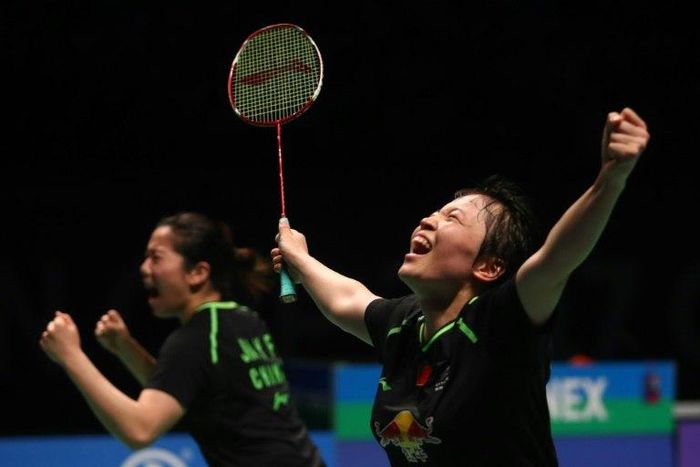 Chen Qingchen (R) and Jia Yifan (L) of China celebrate their victory in the doubles Sudirman Cup against Japan on May 27, 2017