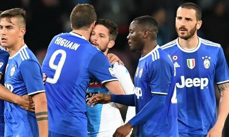 ___6466626___https:______static.pulse.com.gh___webservice___escenic___binary___6466626___2017___4___2___23___tomas_rincon_napoli_juventus_2017_1349x594