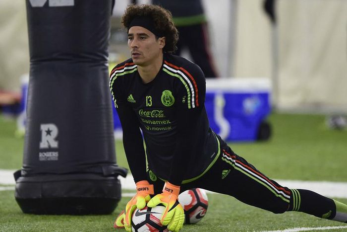 ___5299750___https:______static.pulse.com.gh___webservice___escenic___binary___5299750___2016___7___23___23___guillermo-ochoa-cropped_1pt5cphqmokmw12vc8gha1k5nm_2