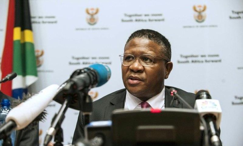 South African Sport Minister Fikile Mbalula says President Zuma did not take sides ahead of the mid-March CAF presidential election