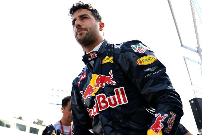 ___5200535___https:______static.pulse.com.gh___webservice___escenic___binary___5200535___2016___6___28___10___danielricciardo-cropped_1jf96vkqtdtch16di4apitwevz_2