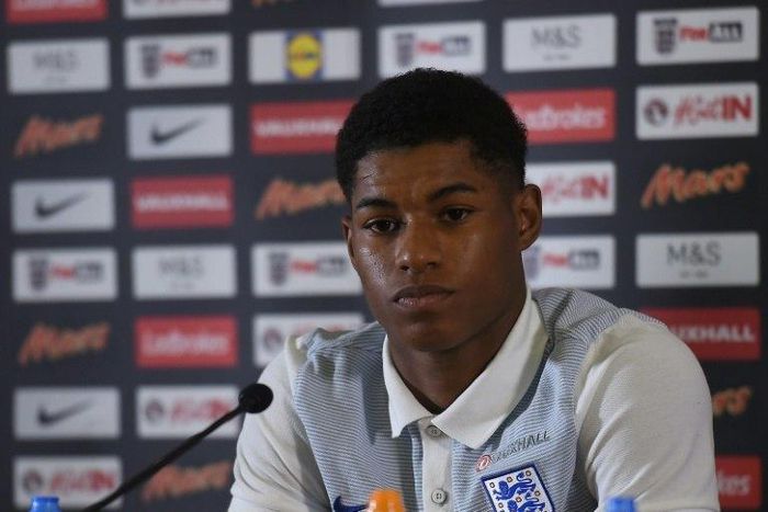 Manchester United's Marcus Rashford and other team mates went to visit children hurt in the May 22 attack in the city