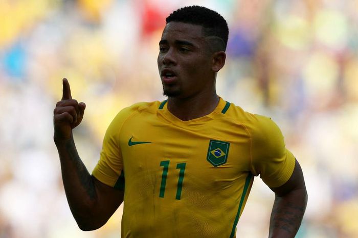 ___5437600___https:______static.pulse.com.gh___webservice___escenic___binary___5437600___2016___8___30___23___gabrieljesus-cropped_1n848m4erdh851k3xxwzem426a