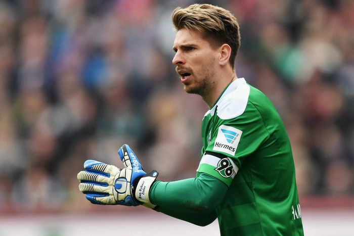 ___5087650___https:______static.pulse.com.gh___webservice___escenic___binary___5087650___2016___5___29___18___ron-robert-zieler-cropped_1b3hqrq9wahud1i3jxbvyuiz1a