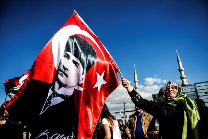 The legacy of the founder of modern Turkey, Mustafa Kemal Ataturk, hangs over Sunday's referendum on whether to grant greater powers to the presidency