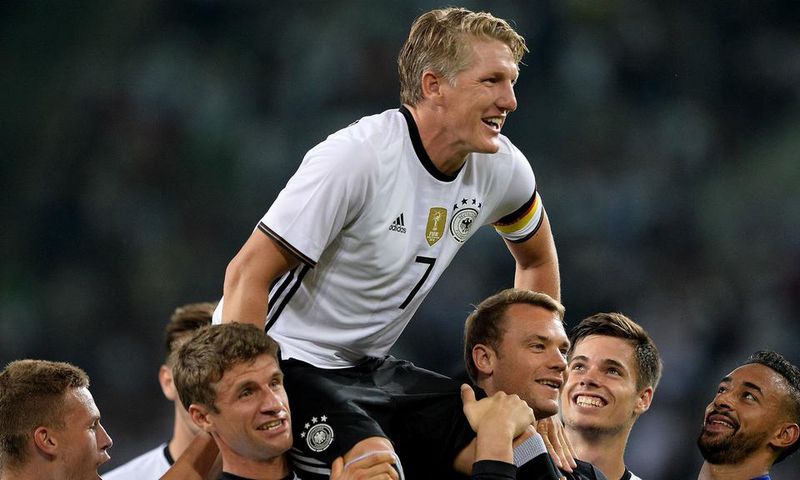 ___5442085___https:______static.pulse.com.gh___webservice___escenic___binary___5442085___2016___9___1___7___bastian-schweinsteiger-cropped_106e4olmkintv1eoif4vdyffmb