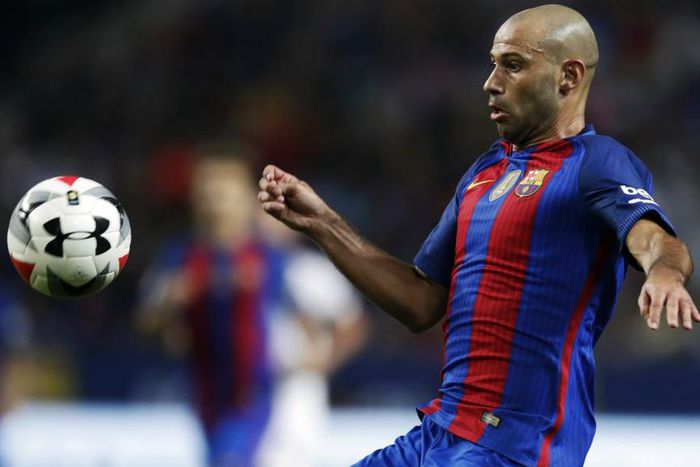 ___5339252___https:______static.pulse.com.gh___webservice___escenic___binary___5339252___2016___8___4___11___javiermascherano-cropped_5yu8bitp1l2x159u23qugr6q5