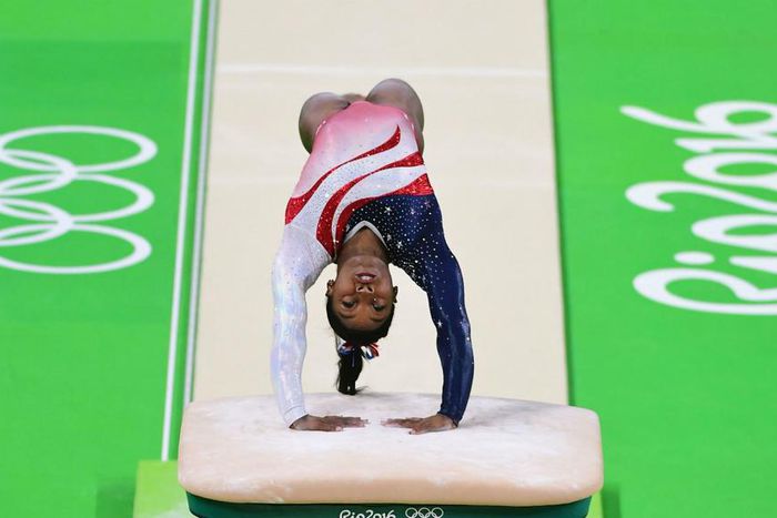 ___5360592___https:______static.pulse.com.gh___webservice___escenic___binary___5360592___2016___8___10___0___simonebiles-cropped_mjus4e4hn9yl1h4vdmnypruxk