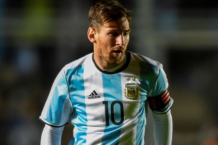 ___5092805___https:______static.pulse.com.gh___webservice___escenic___binary___5092805___2016___6___3___0___lionelmessi-cropped_1ihcow28mjx0o1jrsvj64pgm5k