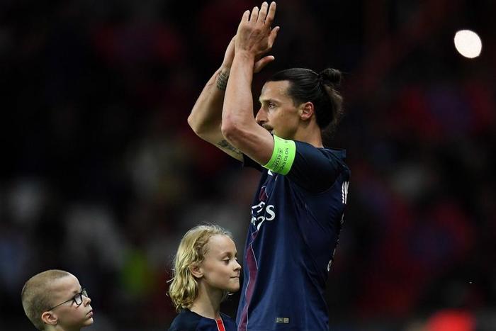 ___5033565___https:______static.pulse.com.gh___webservice___escenic___binary___5033565___2016___5___15___5___zlatan-ibrahimovic-cropped_r96dtny5x9frz295292js7rx