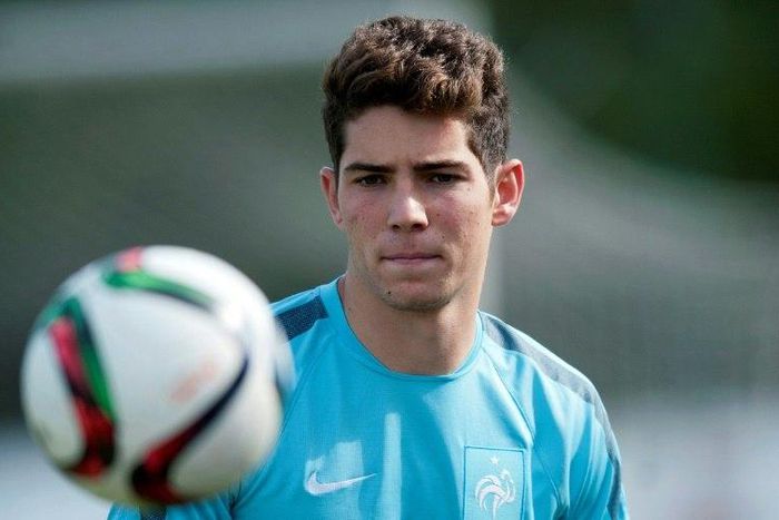 Luca Zidane, son of Zinedine Zidane, is goalkeeper for the Real Madrid youth team