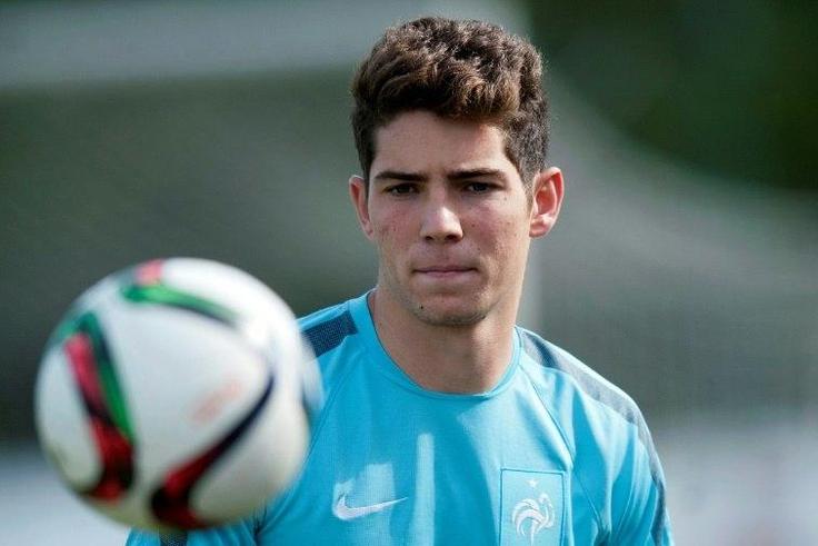 Luca Zidane, son of Zinedine Zidane, is goalkeeper for the Real Madrid youth team