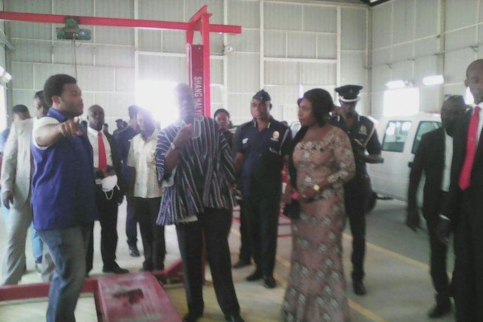 The vice-President was taken around the assembly plant located at Gomoa Mpota in the Central Region by the CEO.
