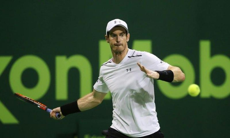 Andy Murray returns the ball to Jeremy Chardy on the fourth day of the ATP Qatar Open tennis competition in Doha on January 3, 2017