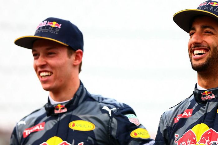 ___5072620___https:______static.pulse.com.gh___webservice___escenic___binary___5072620___2016___5___25___9___kvyatricciardo-cropped_10cz3t9bpza6m1j7qfsx9w6jig