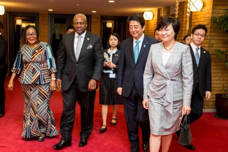 President John Mahama in the company of his wife, Lordina Mahama, Prime Minister Shinzo Abe of Japan amd his wife