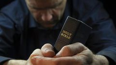 Man praying [file photo]