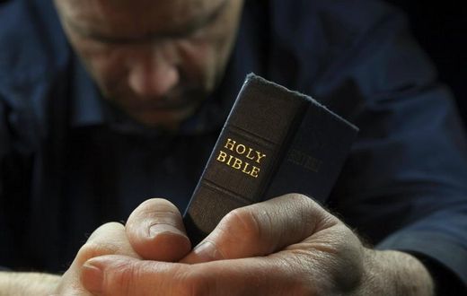 Man praying [file photo]