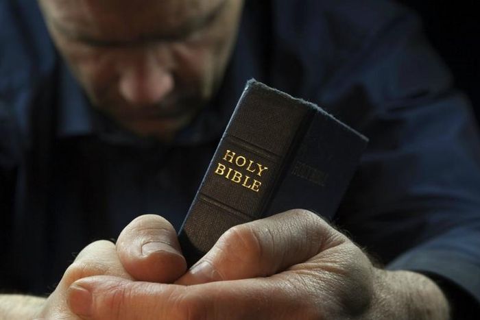 Man praying [file photo]