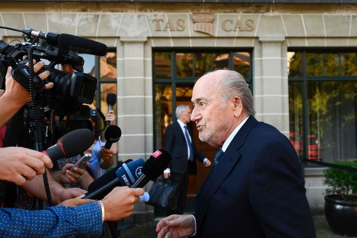 ___5418513___https:______static.pulse.com.gh___webservice___escenic___binary___5418513___2016___8___25___15___seppblatter-cropped_12siy4yu1shod1lptt07a91ptr_2