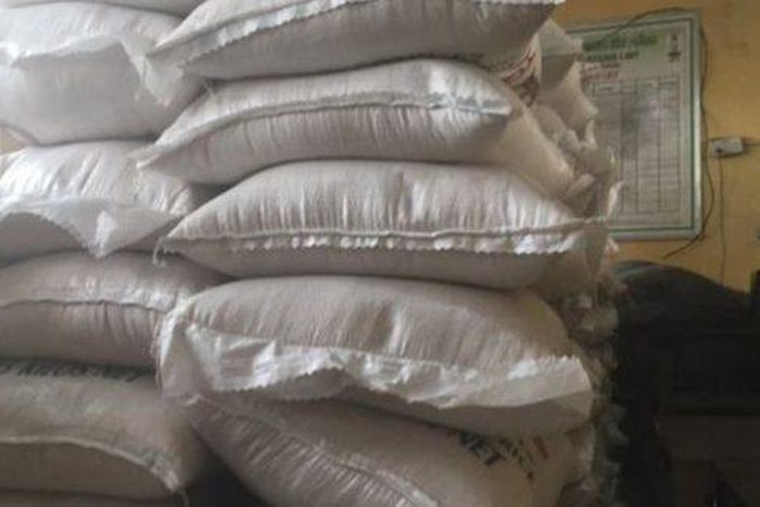 ___5931934___https:______static.pulse.com.gh___webservice___escenic___binary___5931934___2016___12___21___18___The+seized+rice+Credit+BBC