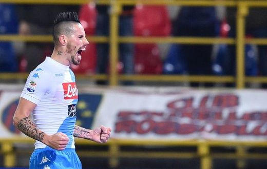Napoli's Marek Hamsik celebrates after scoring against match Bologna on February 4, 2017
