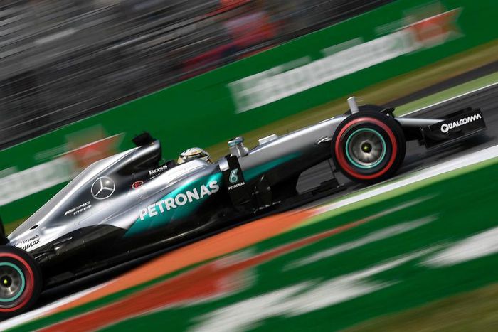 ___5451753___https:______static.pulse.com.gh___webservice___escenic___binary___5451753___2016___9___3___17___lewis-hamilton-cropped_1tfafrm5q2uzl14xse2b0f36my_1