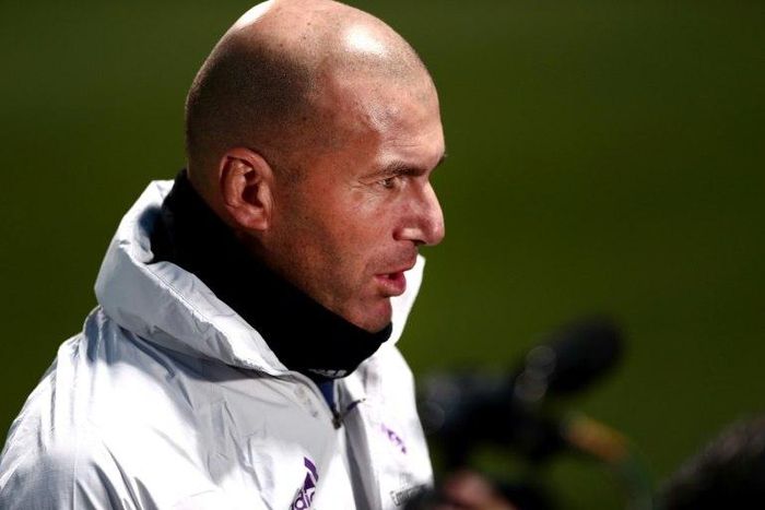 Real Madrid coach Zinedine Zidane speaks to reporters in Yokohama, Japan, on December 12, 2016