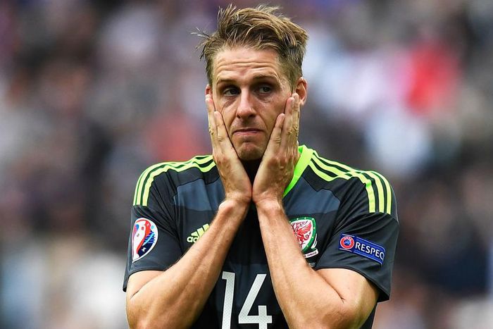 ___5441745___https:______static.pulse.com.gh___webservice___escenic___binary___5441745___2016___9___1___0___david-edwards-cropped_uufr8wyaapao1ar1jdq9hqp5e