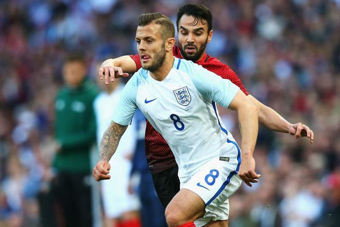 ___5063615___https:______static.pulse.com.gh___webservice___escenic___binary___5063615___2016___5___23___0___jackwilshere-cropped_187pxgf7bs0yj1am0tvhu4aufz_2