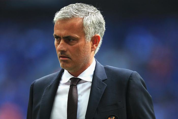 ___5374327___https:______static.pulse.com.gh___webservice___escenic___binary___5374327___2016___8___13___4___mourinho-cropped_zhf381d7tecl1lf42pmdcoe57