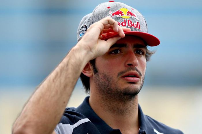 ___5210289___https:______static.pulse.com.gh___webservice___escenic___binary___5210289___2016___8___11___1___carlossainz-cropped_11hvuvzmvpjge1wmh1xgtlrwlu