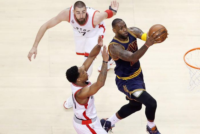 ___5084731___https:______static.pulse.com.gh___webservice___escenic___binary___5084731___2016___5___28___12___lebronjames-cropped_mujfau7ql74g1twfhxo651uae_2