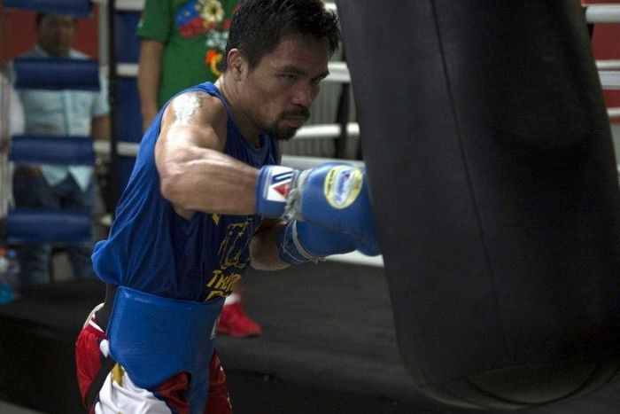 Manny Pacquiao's long-time promoter Bob Arum told The Los Angeles Times a proposed $38 million fight with Amir Khan in April had proven to be "pie in the sky"