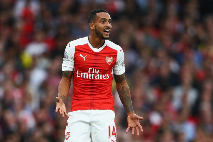 ___5530544___https:______static.pulse.com.gh___webservice___escenic___binary___5530544___2016___9___26___3___theo-walcott-cropped_oizpu9s2u5fy1603pk30dz9o3