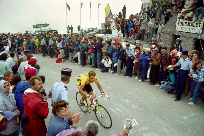 US cyclist Greg LeMond, who now says results of cycling races are in doubt over cheating allegations, rides during the tenth stage of the Tour De France cycling race on July 11, 1989 between Cauterets and Superbagnere