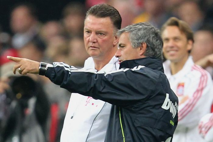 ___5071904___https:______static.pulse.com.gh___webservice___escenic___binary___5071904___2016___5___24___23___van-gaal-mourinho-cropped_u5wkppe2wnlm18zzh9kqzpmwo_1