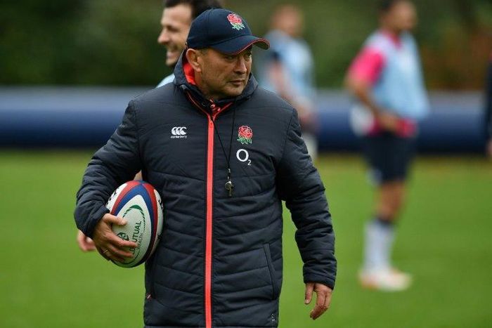 England head coach Eddie Jones takes a team training session on November 24, 2016