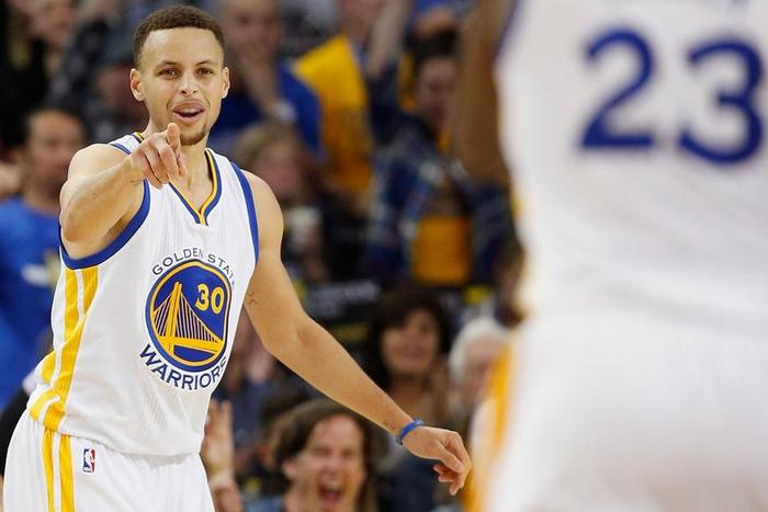 ___4934233___https:______static.pulse.com.gh___webservice___escenic___binary___4934233___2016___5___10___11___stephencurry-cropped_1vsv7hn053ey81kglalxk7zm2f_2