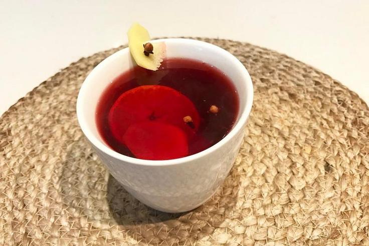 Hibiscus infused with Cloves, Ginger and Orange slices (Ndudu by fafa)